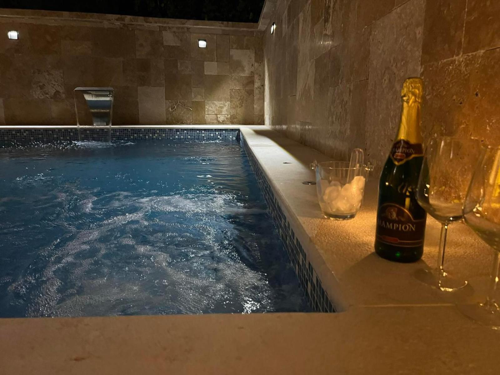 Aquamarine Jaz Montenegro Budva Bagian luar foto